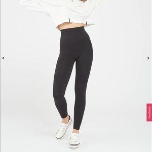 Spanx seamless leggings